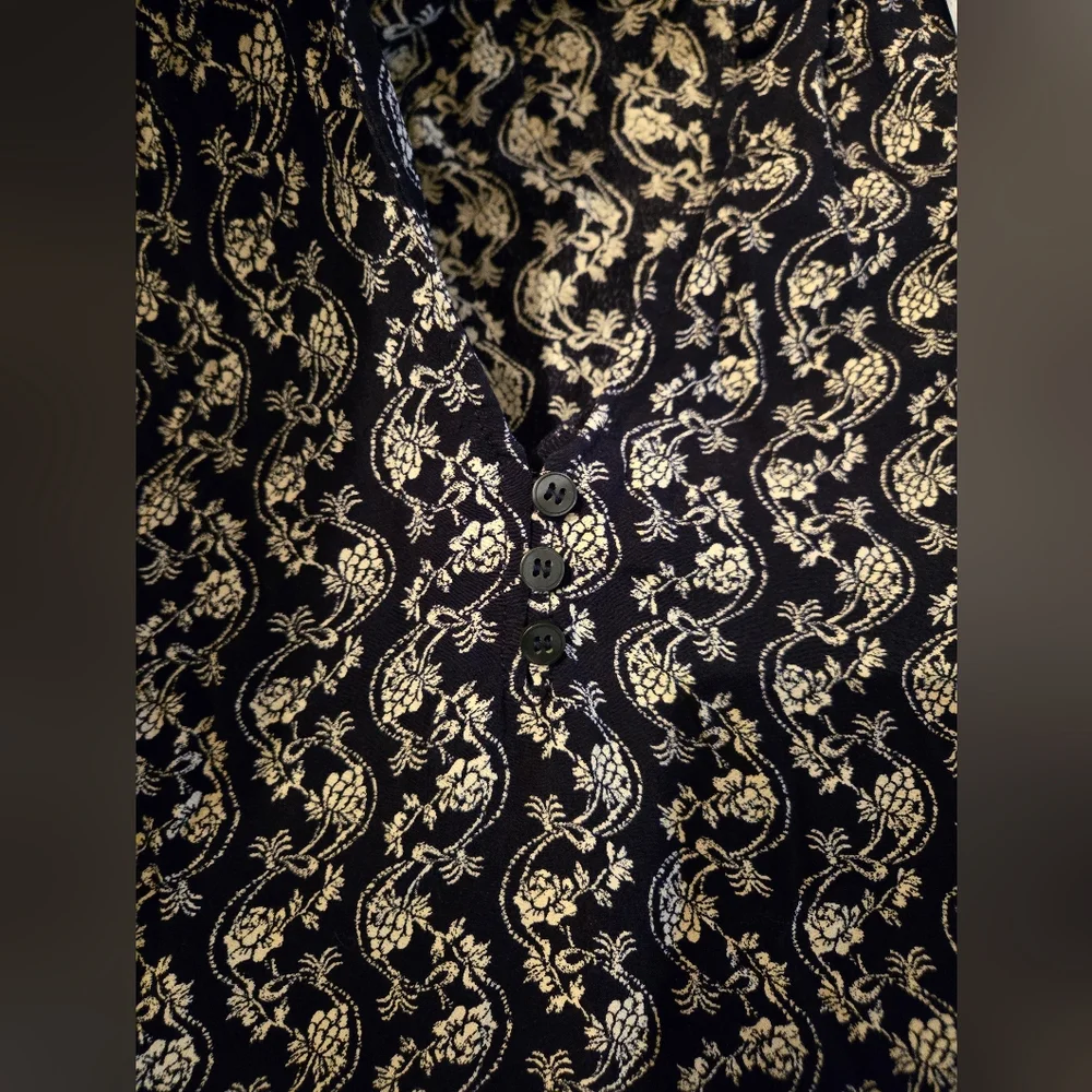 Treasure & Bond FLORAL SLEEVELESS SUMMER  TOP - SMALL- WHITE/NAVY